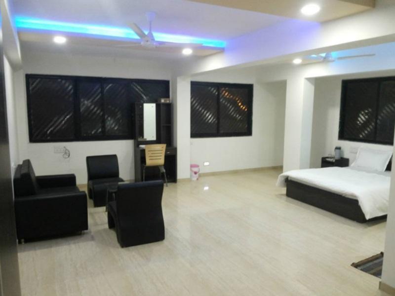 Hotel Rajdeep Inn Amhedabad Dış mekan fotoğraf