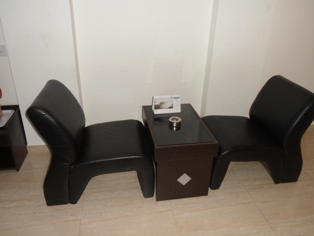 Hotel Rajdeep Inn Amhedabad Dış mekan fotoğraf